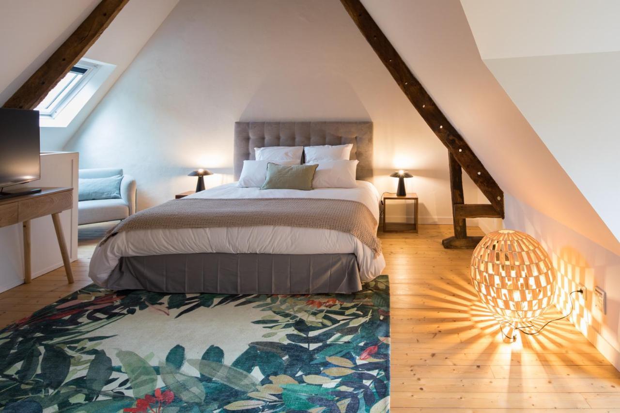 Manoir Du Vau D Arz Gites Et Chambres D Hotes Avec Piscine Malansac Ngoại thất bức ảnh