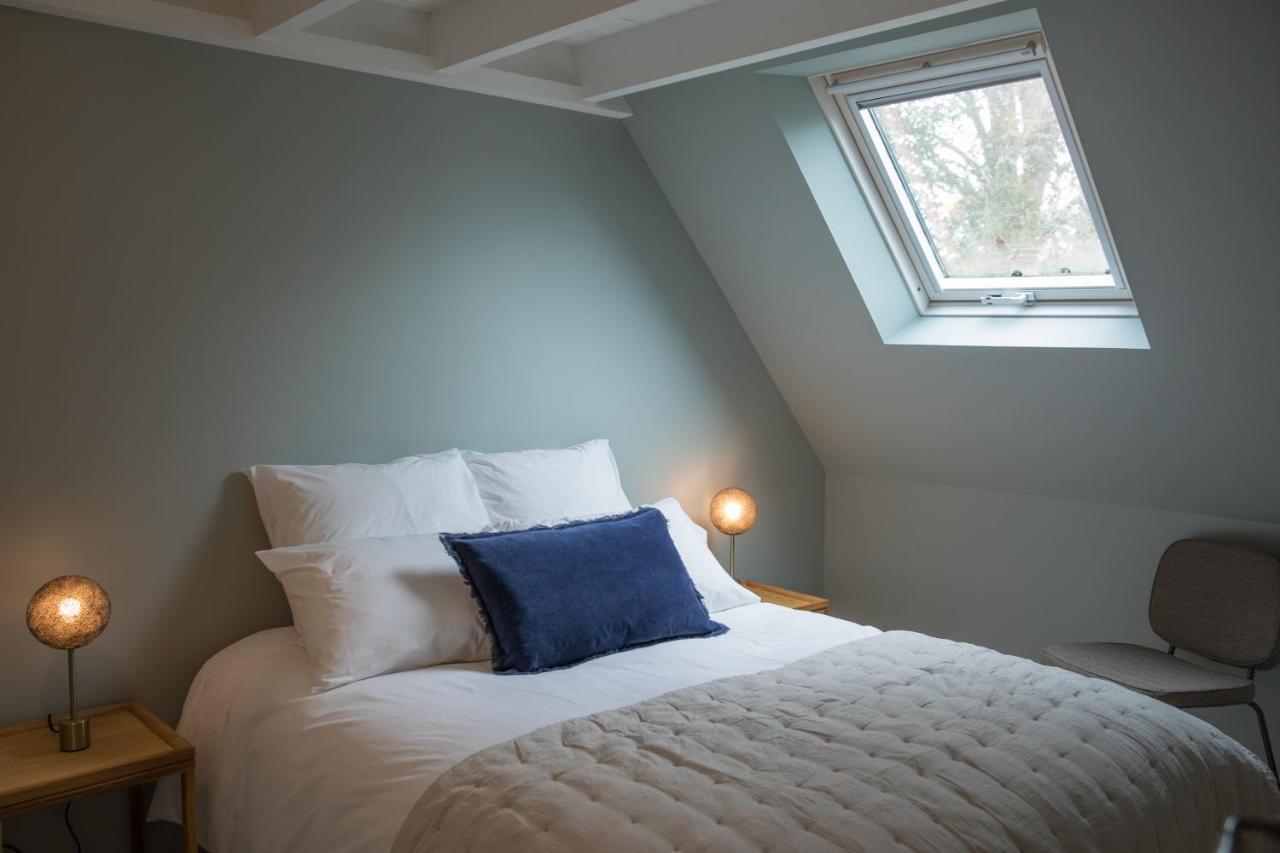 Manoir Du Vau D Arz Gites Et Chambres D Hotes Avec Piscine Malansac Ngoại thất bức ảnh